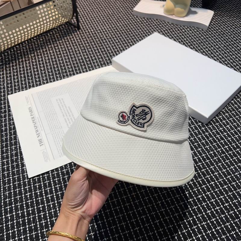 Moncler hat (12)